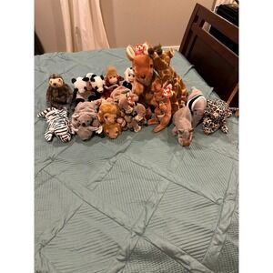 Beanie Baby International Safari Lot (20 total)